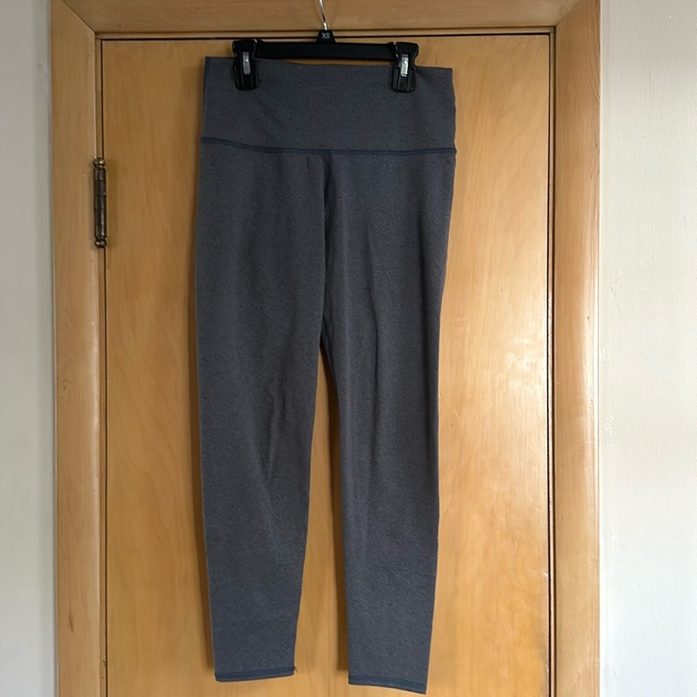 aerie grey move leggings!